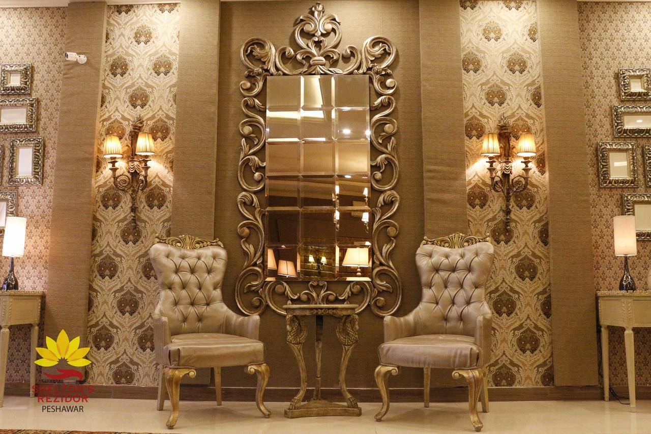 Hotel Shelton'S Rezidor Peshawar Esterno foto
